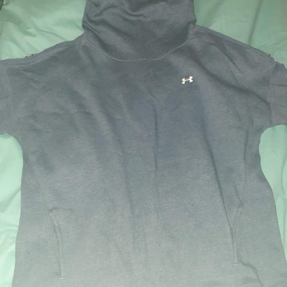 Sweatshirt - Picture 2 of 2